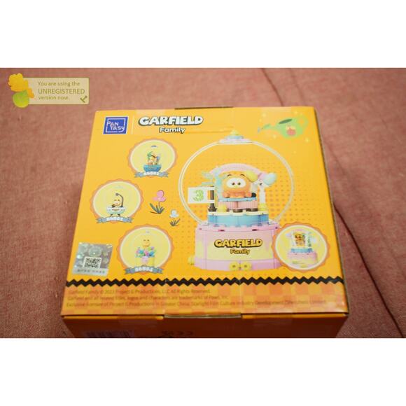 Pantasy Garfield Family Birthday Cake Buildable Brick Block Set 86803 - Picture 3 of 6